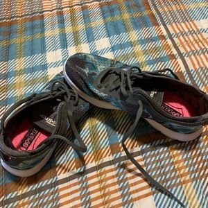 Sketcher Goga May Quick Fit